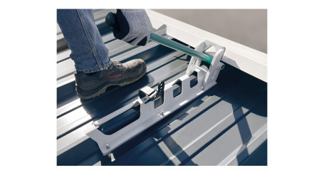 Encocheuse pour bac acier trapézoïdal 45 mm